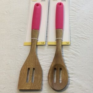 Pink and Wood Kitchen Utensil Set